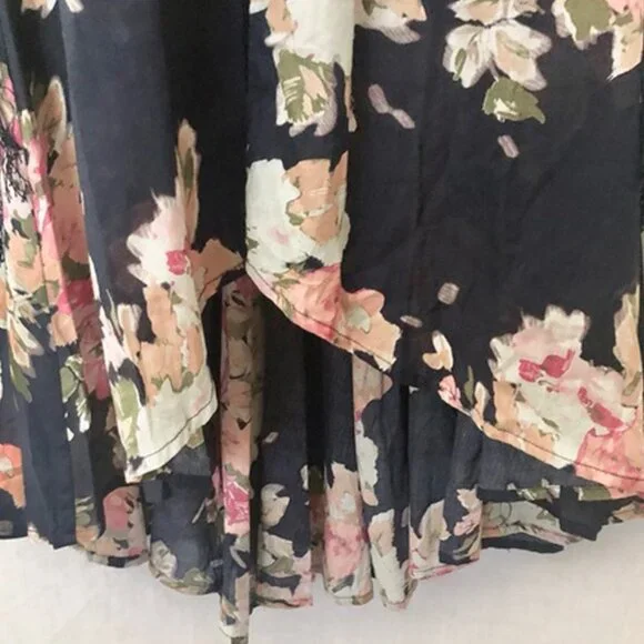 Aratta Medium NWT Floral Black Dress with Lace Sleeves knee length - Picture 7 of 16